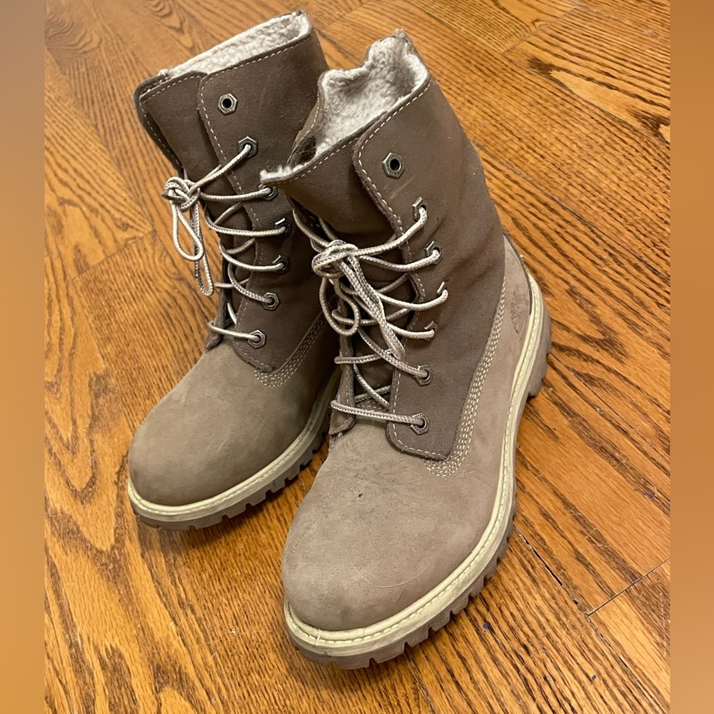 TIMBERLAND FOLDOVER SHERPA BOOTS